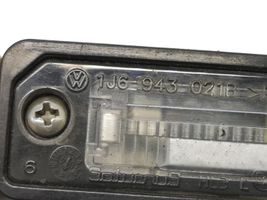 Volkswagen Golf V Numura zīmes apgaismojums 3D0943021A