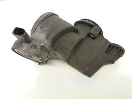 Volkswagen Golf V Separatore dello sfiato dell’olio 036103464AH