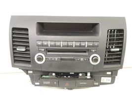Mitsubishi Lancer X Radio/CD/DVD/GPS-pääyksikkö 8002A378XA