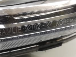 Hyundai ix35 Priekinis žibintas 921022Y