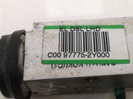 Hyundai ix35 Air conditioning (A/C) expansion valve 977752Y000