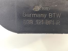 Audi A4 S4 B7 8E 8H Variklio aušinimo vamzdelis (-ai)/ žarna (-os) 038121071R