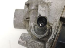 Audi A3 S3 A3 Sportback 8P Halterung Ölfilter / Ölkühler 06A115417