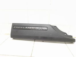 Land Rover Freelander Poszycie / Tapicerka tylnej klapy bagażnika DGP500460