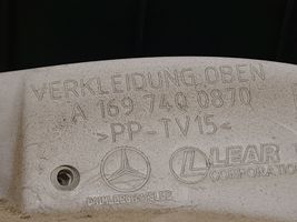 Mercedes-Benz B W245 Apdaila bagažinės dangčio (komplektas) A1697470371