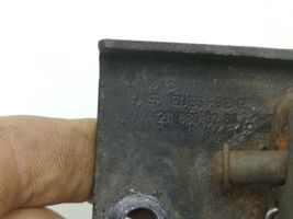 Mercedes-Benz E W211 Anello/gancio chiusura/serratura del vano motore/cofano A2118800264