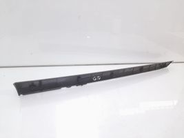 Toyota Avensis T250 Rivestimento della portiera posteriore 67721