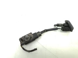 Ford Focus Ugello a spruzzo lavavetri per parabrezza BM5117666