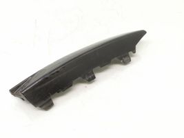 Volkswagen PASSAT B6 Modanatura separatore del paraurti anteriore 3C0807646A