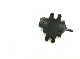 Opel Astra J Vacuum valve 8972882491