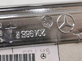 Mercedes-Benz E W211 Barra di rivestimento della portiera anteriore 204965R