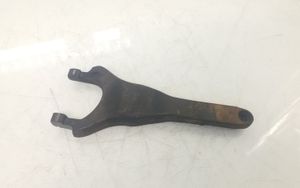 Toyota Avensis T250 Forcella del braccio di rilascio della frizione 4020140