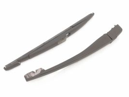 Opel Zafira B Rear wiper blade 13145552