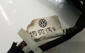 Volkswagen Touran I Wiązka przewodów klapy tylnej / bagażnika 1T0972175N