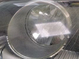 Volkswagen Jetta V Lampa przednia 1K6941031