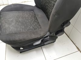 Opel Combo D Fotel przedni kierowcy 