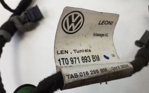 Volkswagen Touran I Wiązka przewodów drzwi tylnych 1T0971693BM