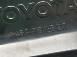 Toyota Avensis T250 Kojelaudan keskiosan tuuletussuuttimen ritilä TSM5512G