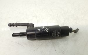 Volkswagen Jetta V Headlight washer pump 3B7955681