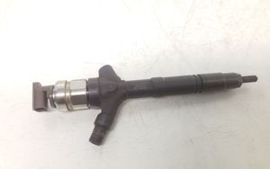 Toyota Avensis T250 Injecteur de carburant 236700G010