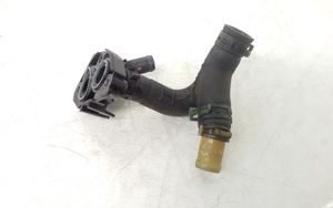 Nissan Qashqai Tubo flessibile del liquido di raffreddamento del motore 8200337841E