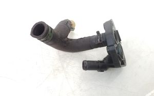 Nissan Qashqai Tubo flessibile del liquido di raffreddamento del motore 8200337841E