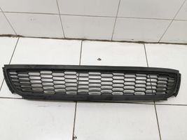 Volkswagen Polo V 6R Grille inférieure de pare-chocs avant 6R0853677A