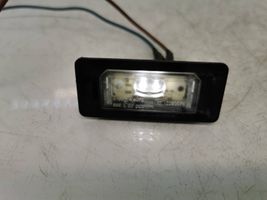 BMW X5 E70 Lampa oświetlenia tylnej tablicy rejestracyjnej 7193293