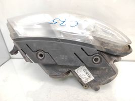 Volkswagen PASSAT B6 Lampa przednia 3C0941006J