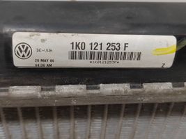 Volkswagen PASSAT B6 Radiatore di raffreddamento 1K0121253F