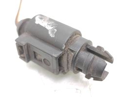 Volkswagen PASSAT B6 Sensor de temperatura interna/externa 8Zq820535