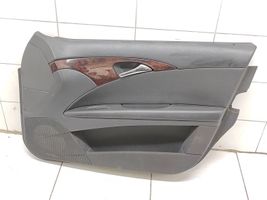 Mercedes-Benz E W211 Rivestimento del pannello della portiera anteriore A2117207662