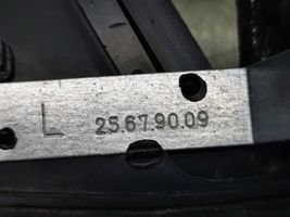 Toyota Aygo AB10 Galinio žibinto detalė 25679009