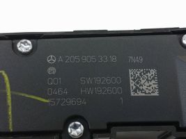 Mercedes-Benz EQC Istuimen lämmityksen kytkin A2059053318