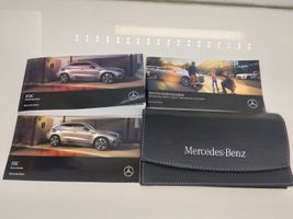 Mercedes-Benz EQC Manuel de l'utilisateur A0005851200