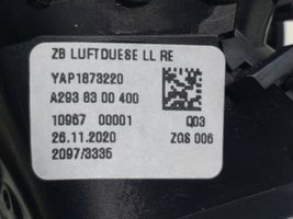 Mercedes-Benz EQC Kojelaudan tuuletussuuttimen suojalista A2938300400