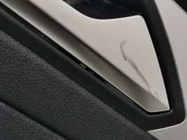 Volkswagen Tiguan Rivestimento del pannello della portiera posteriore 5NA867212K