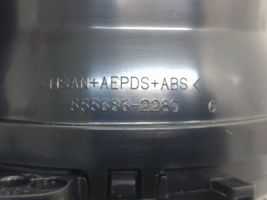 Toyota Auris E180 Centrinės oro grotelės 5556862280