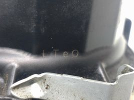 Toyota Auris E180 Mocowanie / uchwyt filtra oleju T025nm