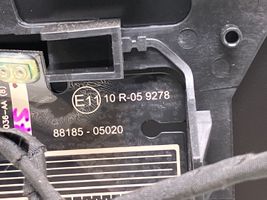Toyota Auris E180 Pare-brise vitre avant 43R010335