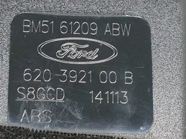 Ford Focus Klamra przedniego pasa bezpieczeństwa BM5161209ABw