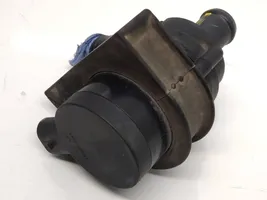 Ford Focus Pompe de circulation d'eau AV618564AB