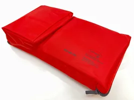 Audi A6 Allroad C6 Trousse de premiers secours 8E0860281