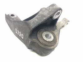 Ford Kuga I Soporte de montaje de la caja de cambios 8V416P093Ba