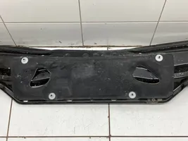 Toyota Auris E180 Wiper trim 