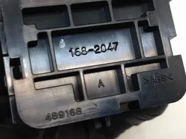 Toyota Auris E180 Seat belt warning relay 489168