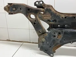 Toyota Auris E180 Sottotelaio anteriore 