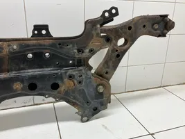 Toyota Auris E180 Sottotelaio anteriore 