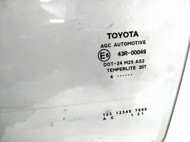 Toyota Auris E180 Etuoven ikkunalasi, neliovinen malli 43R00049