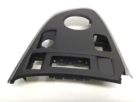 Toyota Auris E180 Rivestimento in plastica cornice della leva del cambio 5882102670